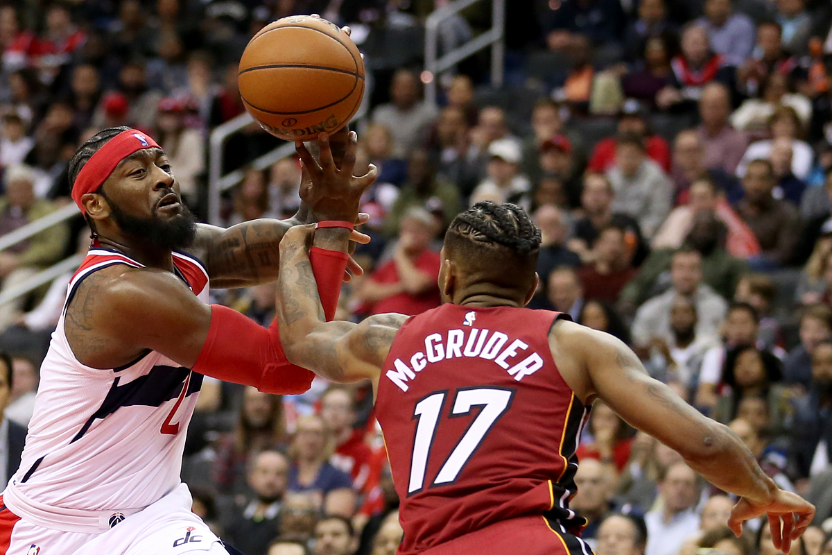 关于加时末段体能课后，纽约尼克斯外线爆发备战NBA季后赛，态度坚定，临场指挥获称赞的信息