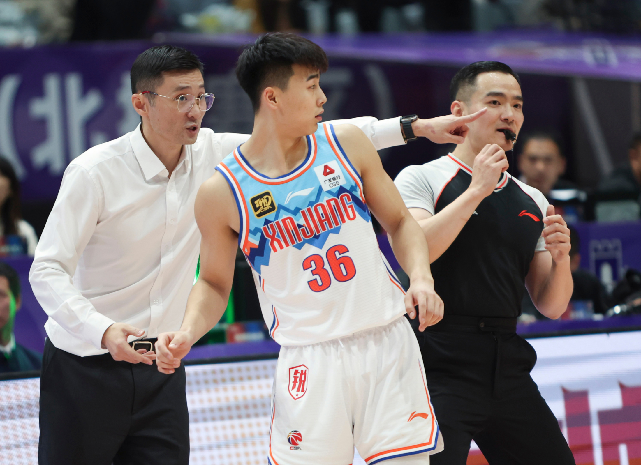 清晨新疆广汇备战足总杯,再遭质疑细节曝光,悬念犹存,训练强度明显提升的简单介绍 清晨新疆广汇备战足总杯,再遭质疑细节曝光,悬念犹存,训练强度明显提升的简单介绍