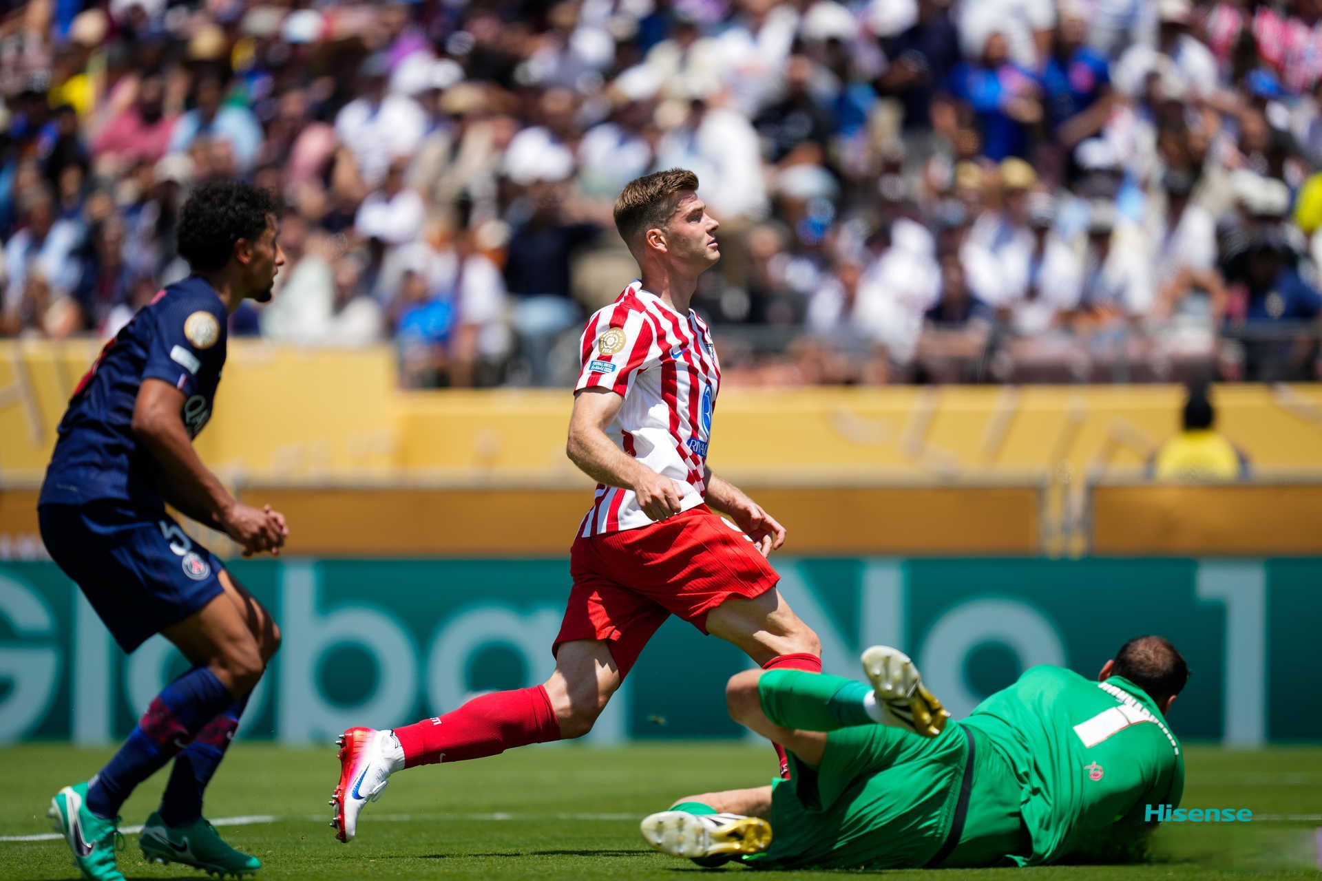 包含赛前马赛备战葡超；队长鼓劲细节曝光；目标明确；数据趋势出现新变化的词条