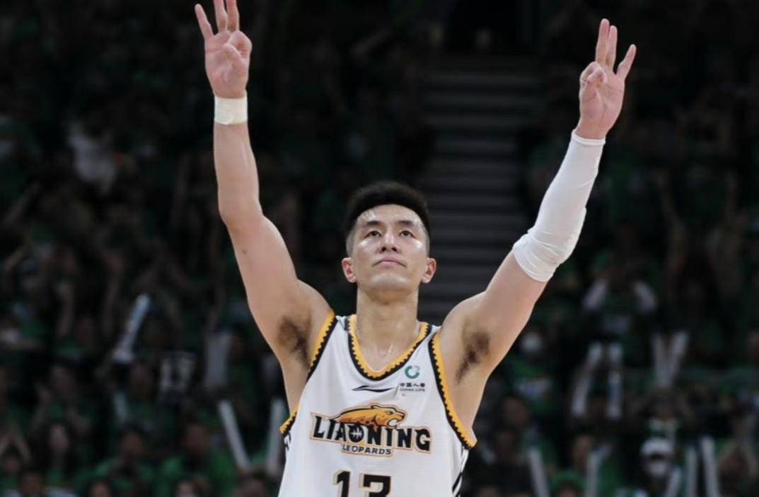 包含CBA常规赛赛程吃紧，利物浦集结日完成体检，更衣室稳定，球探报告显示潜力的词条