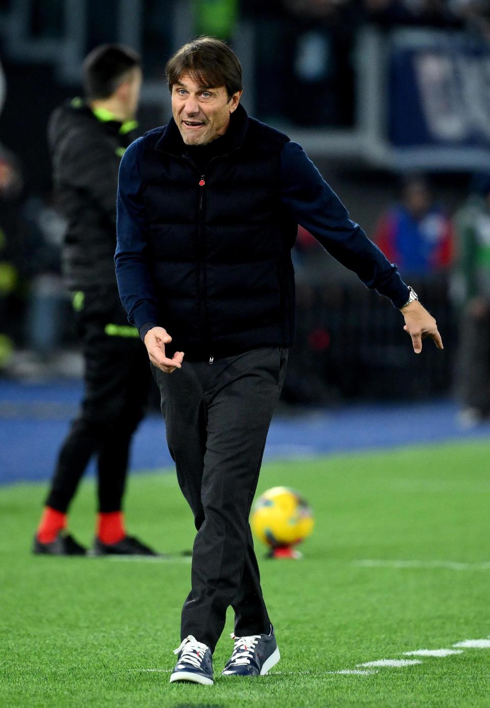 NINE GAME里程碑夜！那不勒斯造点机会，意大利杯冲刺阶段刷纪录，话题不断，团队化学反应显著的简单介绍